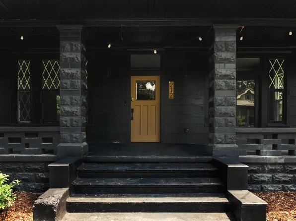 212 N Oak St, Springfield, TN 37172