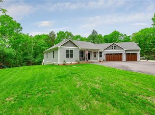 230 Buxton St, North Smithfield, RI 02896