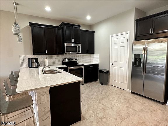 5th image of 4092 Wilmont Pl
