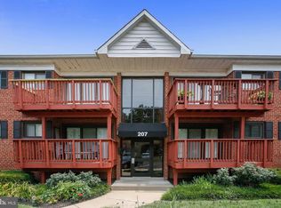 207 Skyhill Rd APT 6, Alexandria, VA 22314