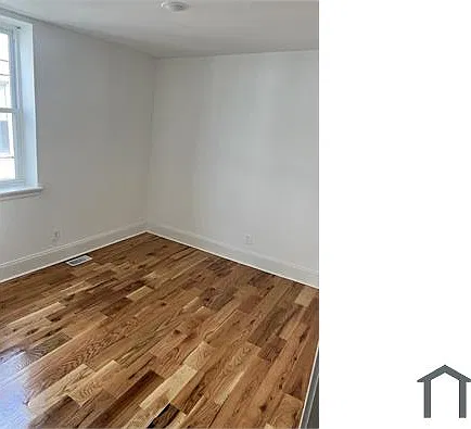 3 bed, $1,895 — Photo 2