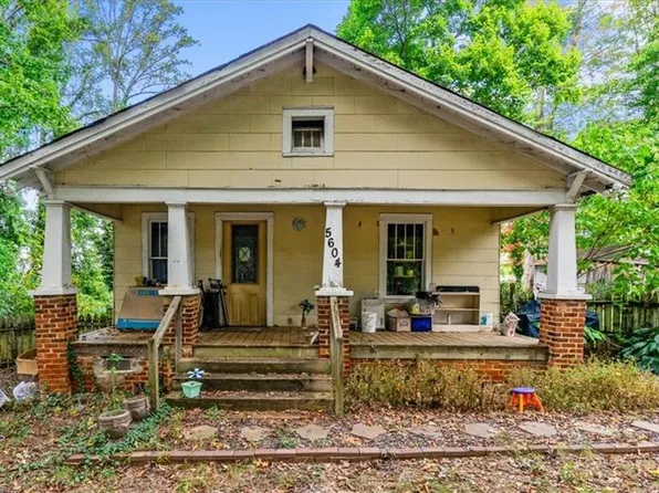 5604 Tomahawk Dr, Greensboro, NC 27410