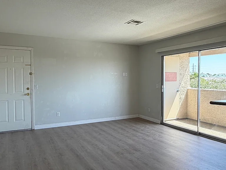 7200 Pirates Cove Rd #2023 — Photo 11