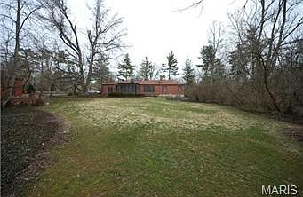 2nd image of 9600 Litzsinger Rd