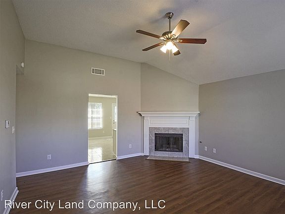 3rd image of 4937 Copper Valley Dr W