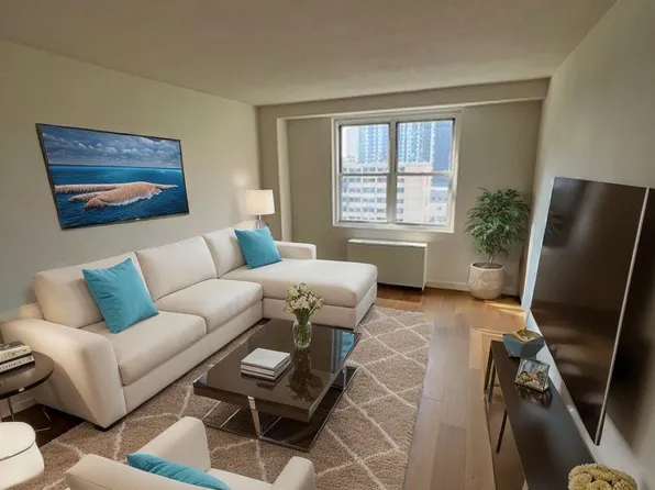 201 Saint Paul Avenue image 1 of 5