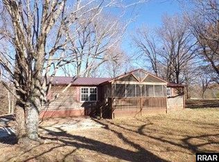 420 Travis Rd, Martin, TN 38237