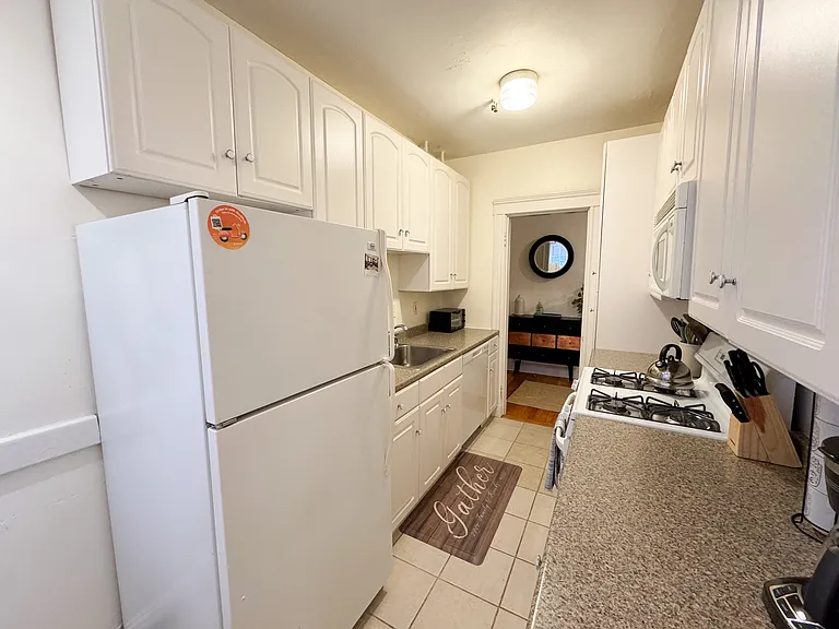 1945 Commonwealth Ave #47 — Photo 7