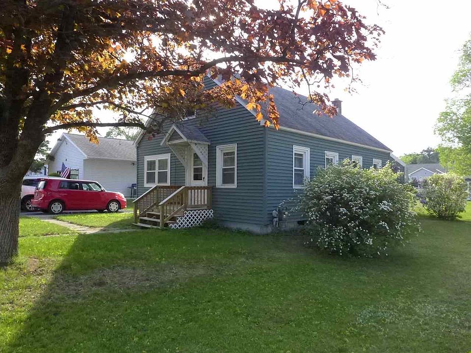 1st image of 17 William St