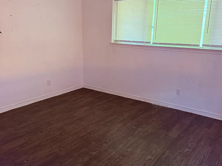 2404 Kristen Dr — Photo 5