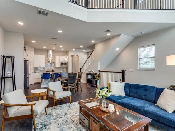 5840 Orion Pl, Dallas, TX 75235