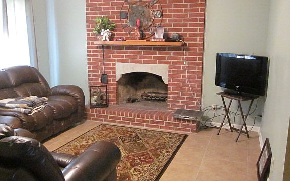 2nd image of 107 Saint Anne Dr