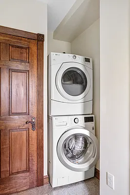 Rented by Oxford Property Group | media 3