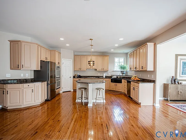 14378 Charter Landing Dr — Photo 2