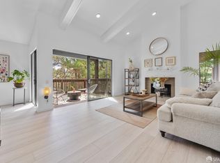 3374 Brittan Ave APT 13, San Carlos, CA 94070