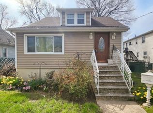 2738 Vauxhall Rd, Union, NJ 07083