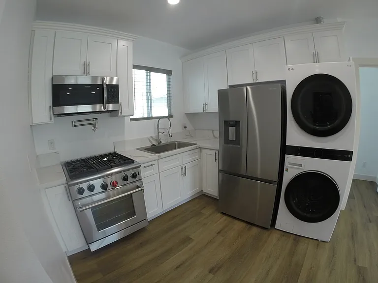 4904 Coke Ave #1 — Photo 12