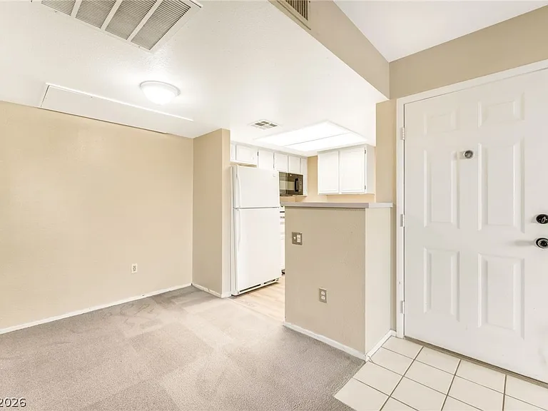 8070 W Russell Rd #1054 — Photo 7