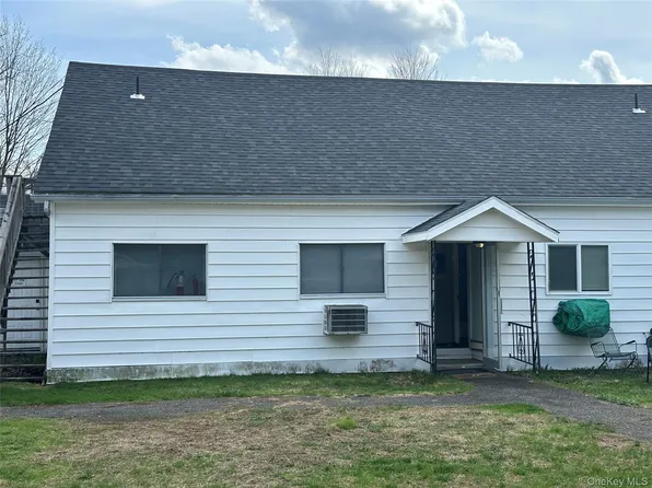 276 Fosler Rd #2A, Highland, NY 12528