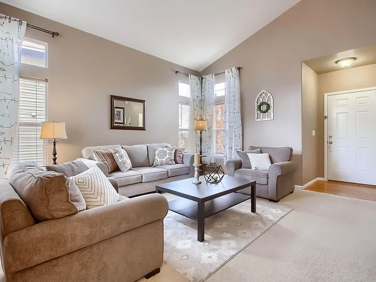 5462 Brooklawn Ln — Photo 5