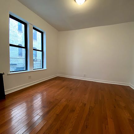 4th image of 1710 Caton Ave #3D