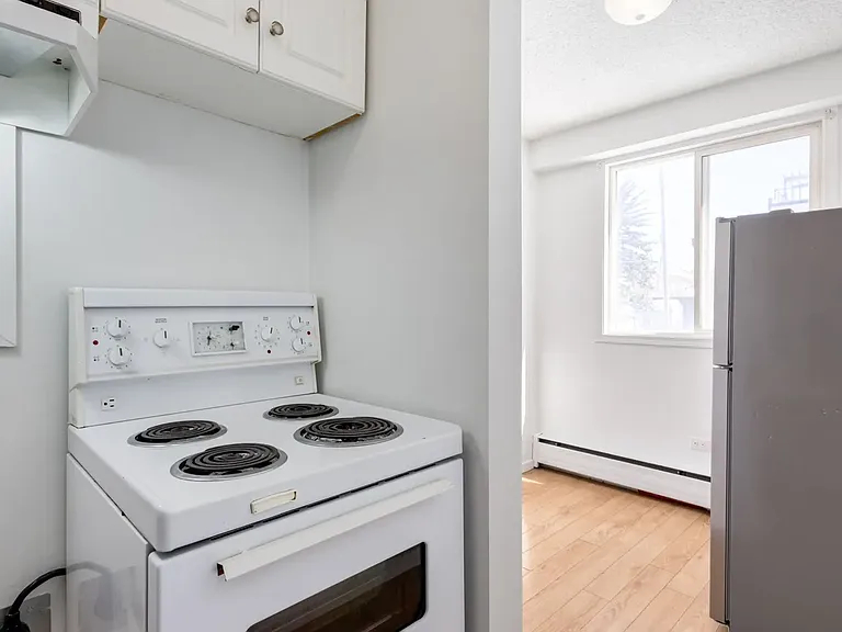 606 23rd Ave SW — Photo 21