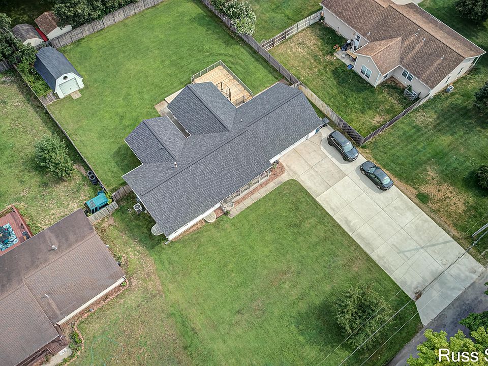 1st image of 5664 Richmond Ave