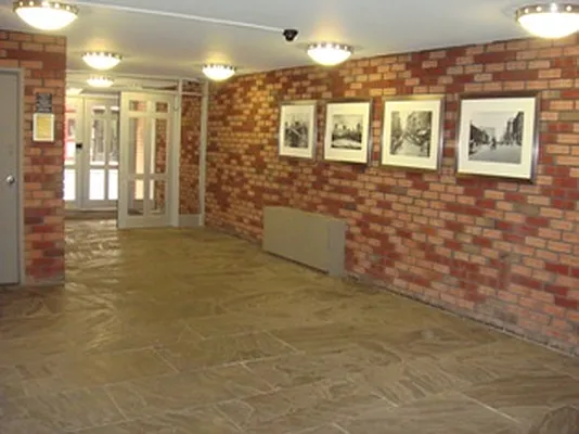 Rented by (Legacy) Metropolitan Property Grp. | media 43