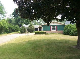 2119 Bootmaker Dr, Beloit, WI 53511