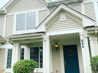 644 Lincoln Station Dr, Oswego, IL 60543