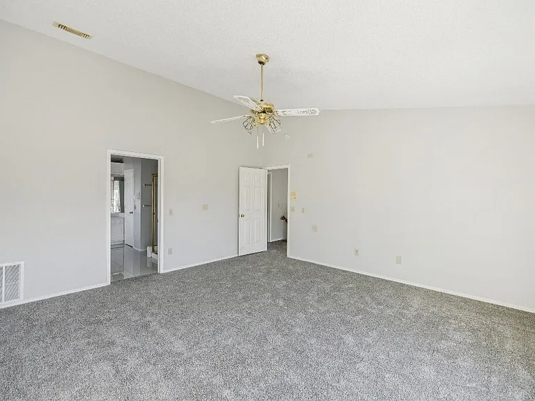 709 Bridget Way — Photo 20