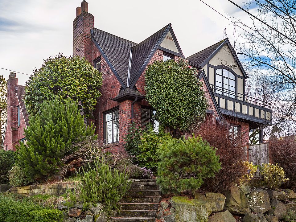 1st image of 7560 1st Ave NE