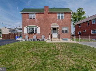 150 W Garrison Rd, Brookhaven, PA 19015