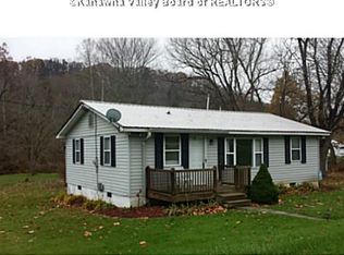 5716 Us Route 60, Hurricane, WV 25526