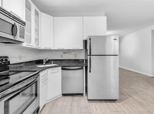 1622 Bay Rd APT 202, Miami Beach, FL 33139