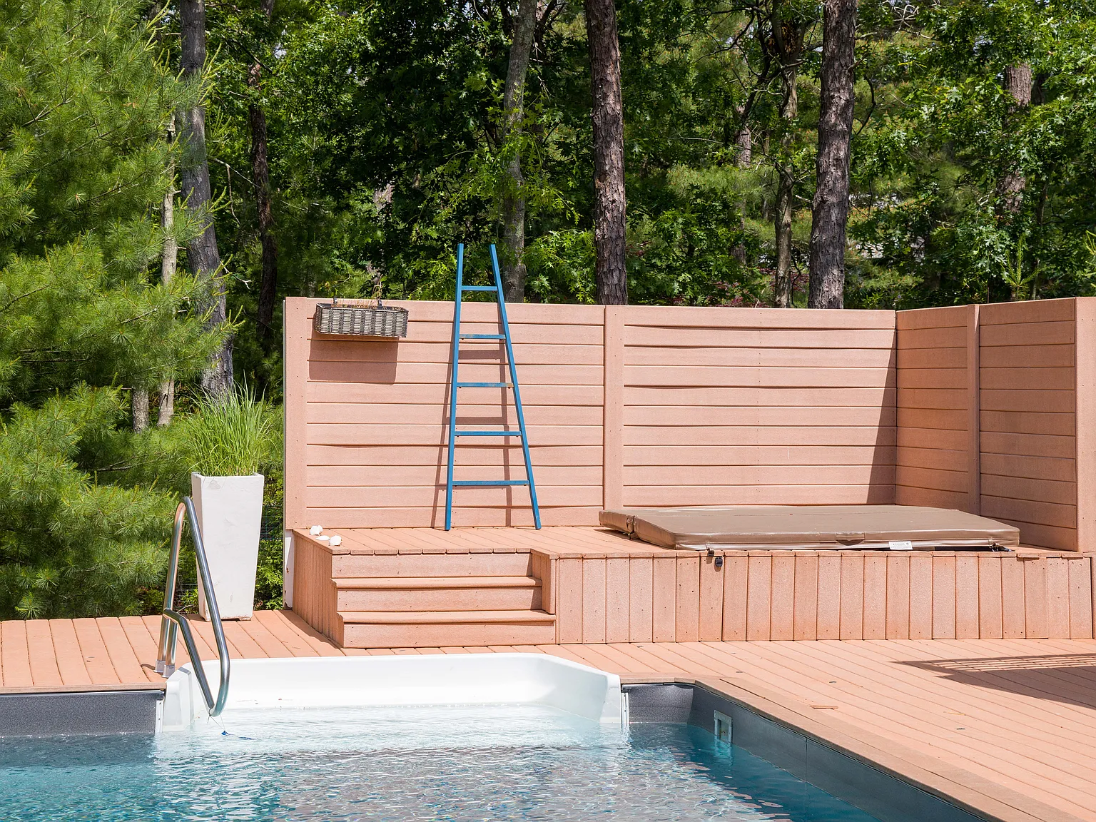Beachwood Cove | Heated Pool, Bbq & Wfh Desks | Rove Travel — Photo 4