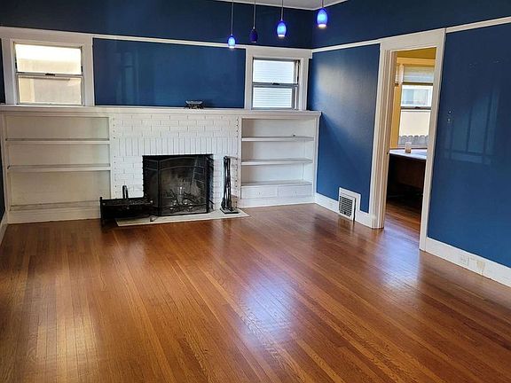 2nd image of 3027 I St