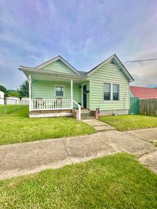305 E Pine St, Covington, VA, 24426