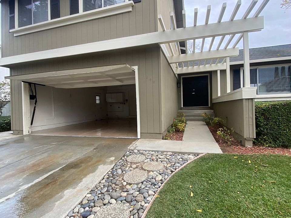 1st image of 1044 Shandwick Ct