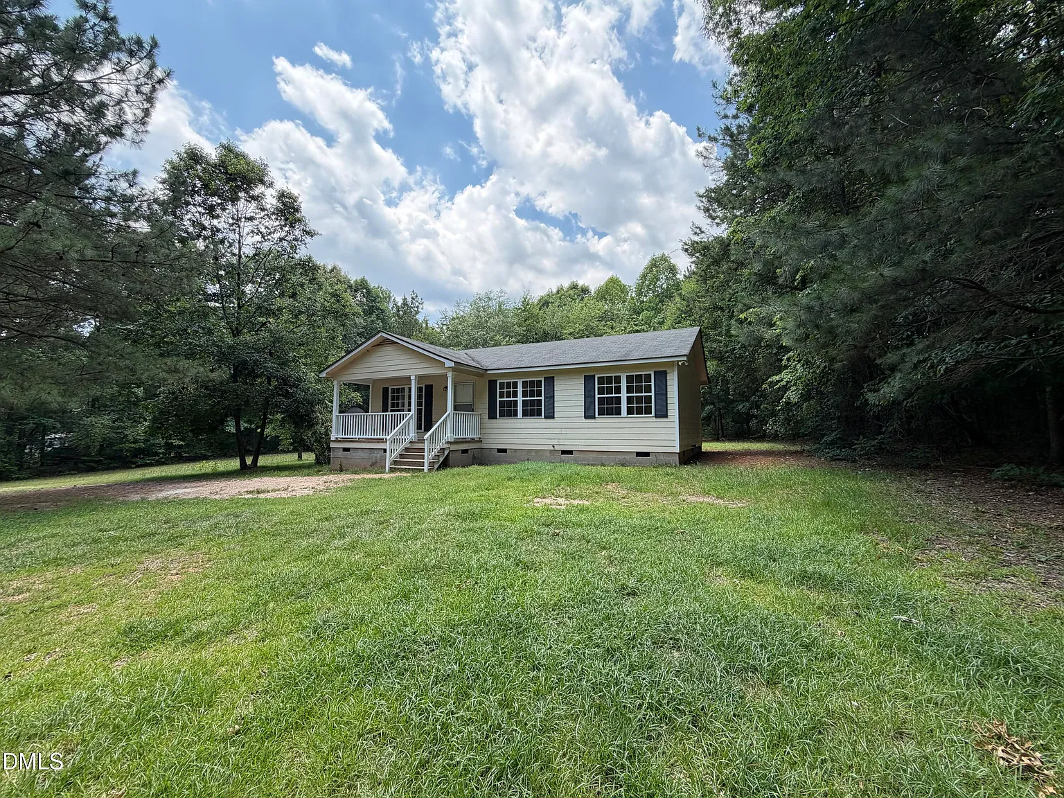 3 bed, 2.0 bath, $1,475 — Photo 2
