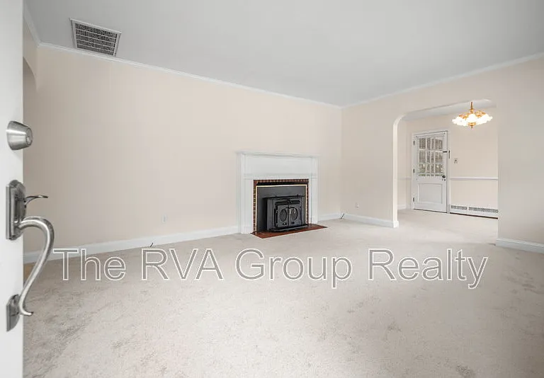 10530 Lambeth Rd — Photo 5