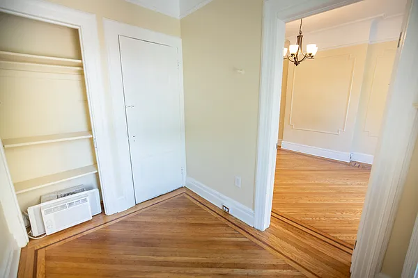 Rented by Sorensens Parkview Terrace Real Estate Inc | media 33