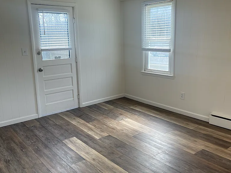 630 Elmira Rd — Photo 11