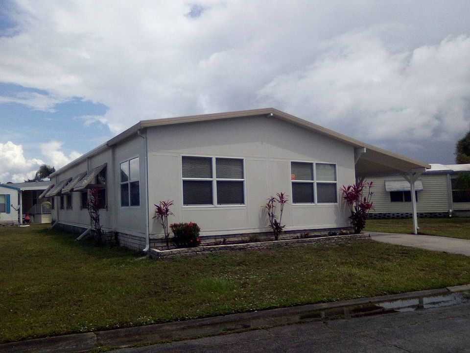 1st image of 8775 20th St #407