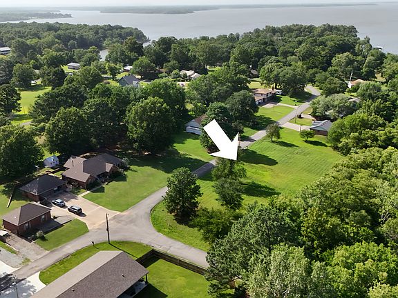 3rd image of 1730 E McGill Cir
