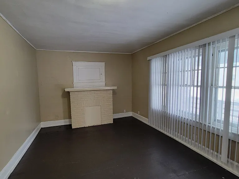 310 N Kealing Ave — Photo 3