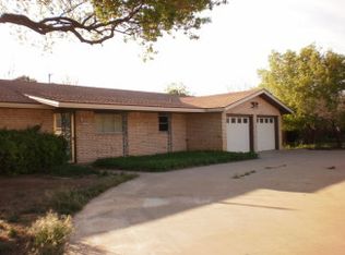 2022 Tech Dr, Levelland, TX 79336