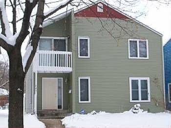 2nd image of 1127 James Ave N