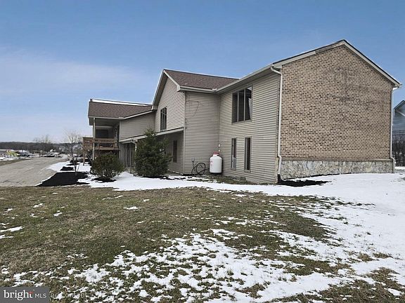 3rd image of 6859 Wertzville Rd