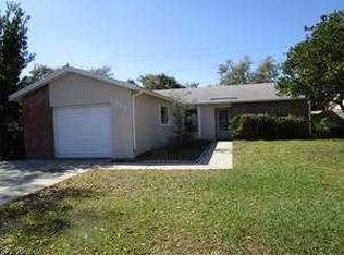 1066 Bridlewood Way, Brandon, FL 33511